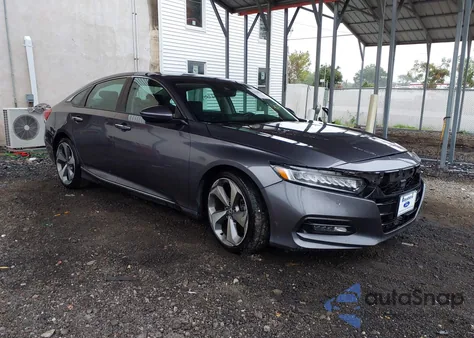 2018 Honda Accord Touring 2.0T из США, поврежденный, VIN 1HGCV2F90JA045517